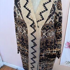 Geometric Patterned Beige and Brown Cardigan